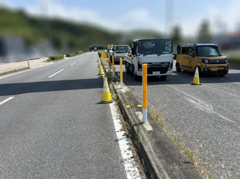 修理後【松山市北斎院】反射ポール復旧工事